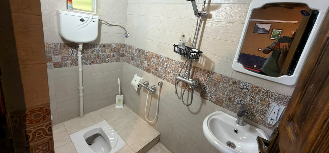عمارت چوبی پنج خواب دالخانی