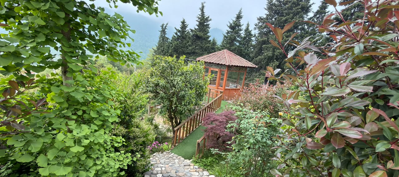 عمارت چوبی پنج خواب دالخانی