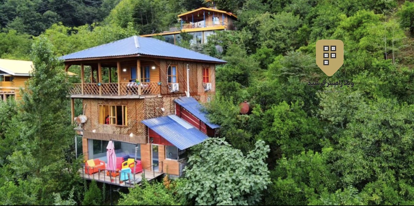 کلبه با استخر شیشه ای