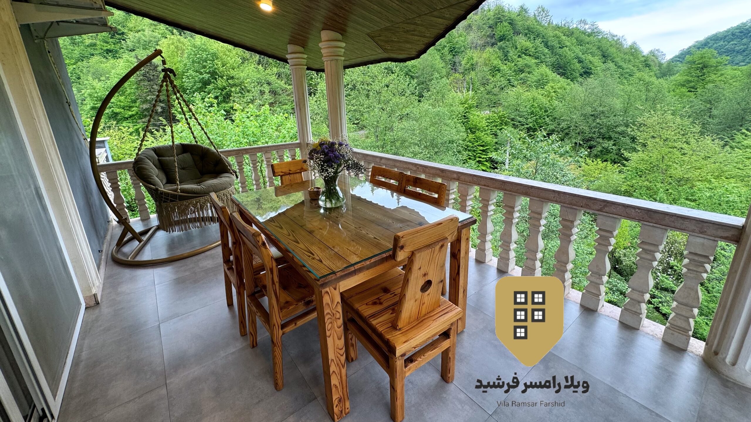 ویلا جنگلی استخردار