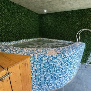 ویلا جواهرده با جکوزی