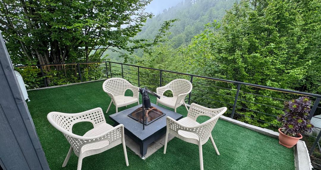 کلبه بدون همسایه با جکوزی