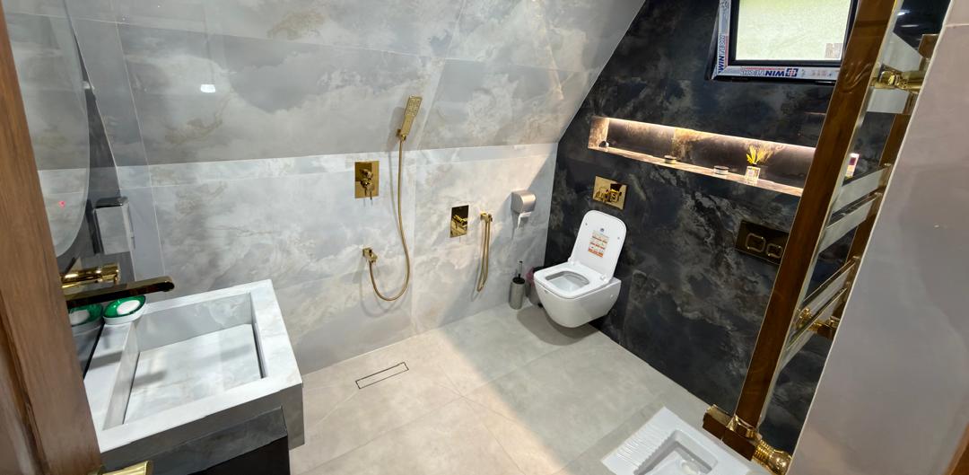 کلبه نوساز جواهرده